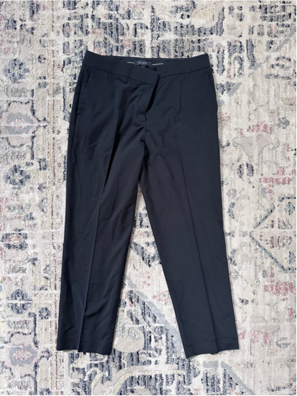 Women's Ann Taylor Petite Curvy Fit Black Trousers 6P